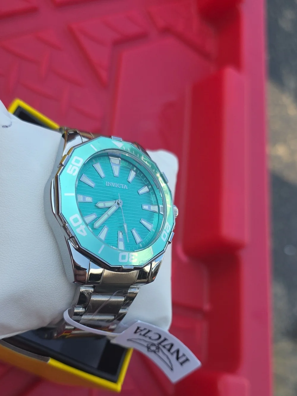 414. Invicta Diver Meridian Men's Watch - 46mm. Steel (69239)